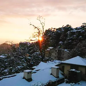 Bed & Breakfast The Thistle, Shimla